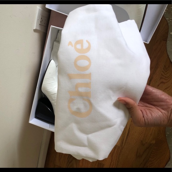 Chloe Wave Leather Ankle Boots - Picture 2 of 8